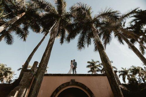 mobile - carousel-hero-element image-0