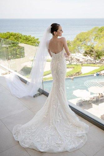 mobile - carousel-hero-element image-12