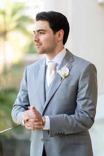 mobile - carousel-hero-element image-6