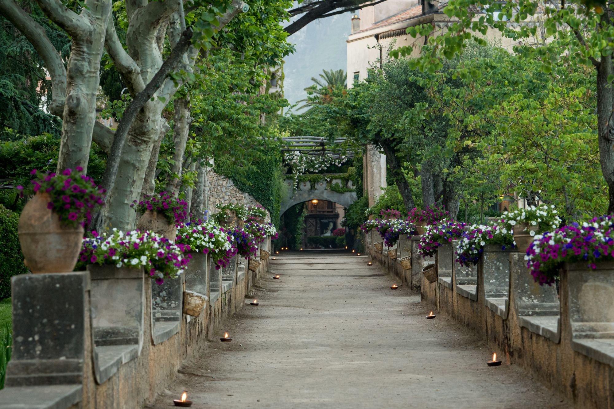 carousel-hero-element image-13